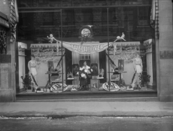 Murphy-Gamble Window Display of Hoover Vacuum Cleaners, Christmas 1920. Topley, LAC 3382921.