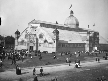 The Aberdeen Pavilion, 1903. Also known as the “Cattle Castle,” the Pavilion was expressly built for the Central Canada Exhibition in 1898. It was named after Lord Aberdeen, the Governor General at that time. Derelict by the late 1980s, Ottawa’s City Council voted to demolish the building but later changed its mind.It was restored and reopened in 1994.