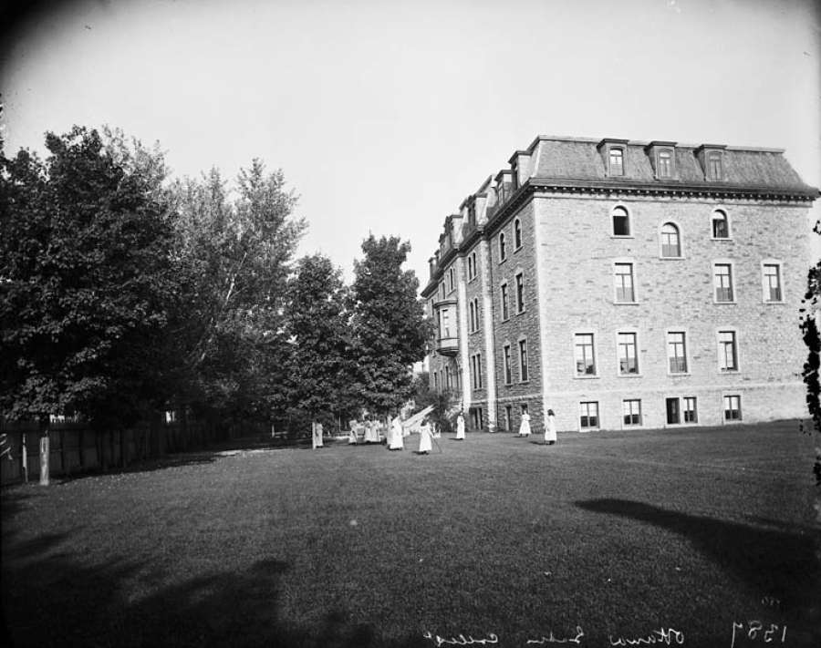 [Fig.1] Coligny College - Ladies&#039; College [Ottawa Ladies’ College] (September 1895) 1